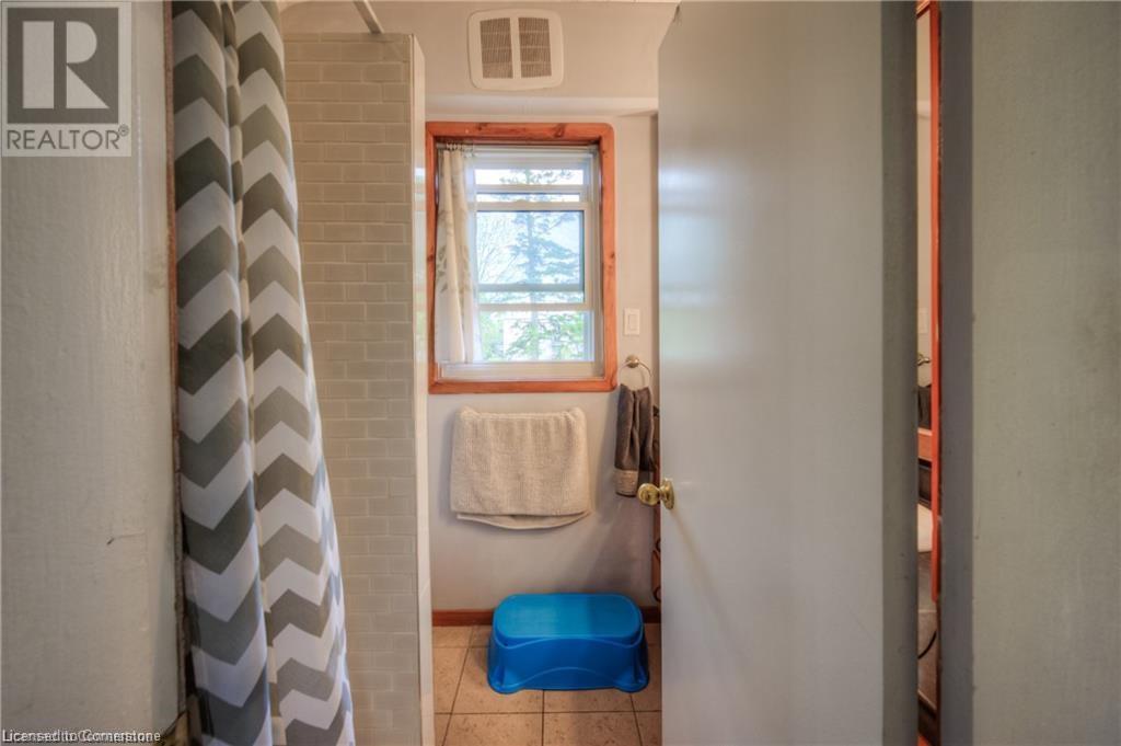 332 Queen Street W, Cambridge, Ontario  N3C 1G8 - Photo 23 - 40715026