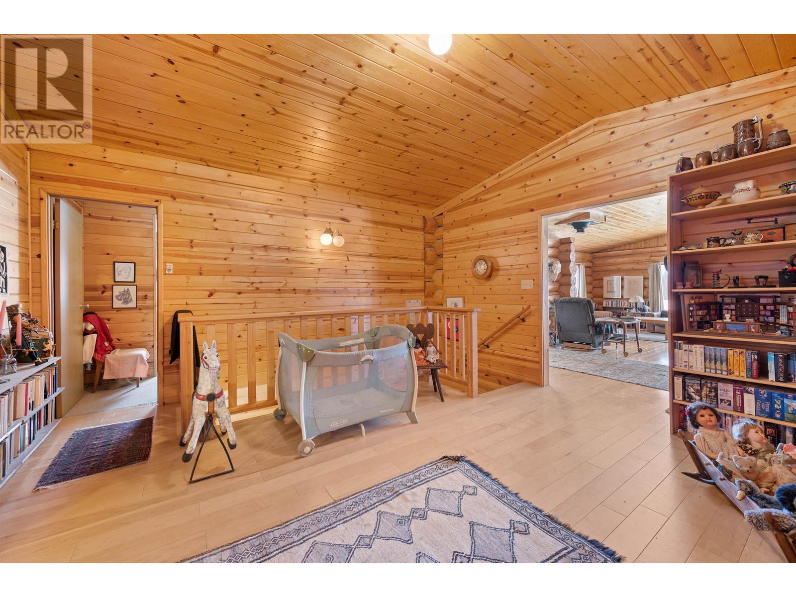 938 S Green Lake Road, 70 Mile House, British Columbia  V0K 2K2 - Photo 25 - R3003553