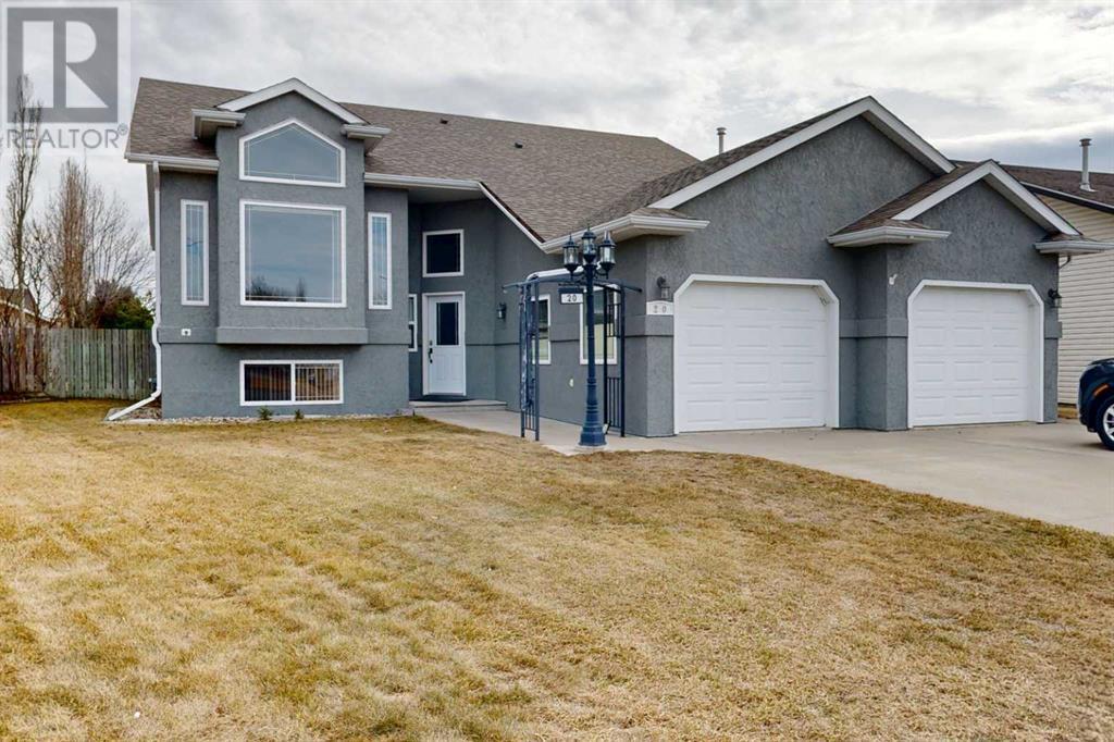 20 Wildrose Drive, Claresholm, Alberta
