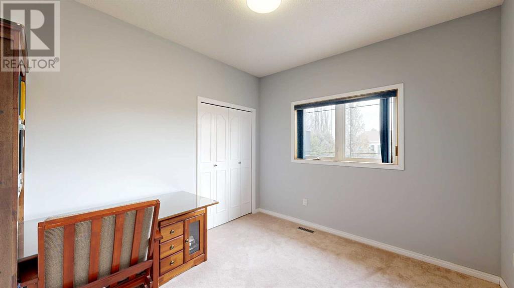 20 Wildrose Drive, Claresholm, Alberta  T0L 0T0 - Photo 16 - A2206409