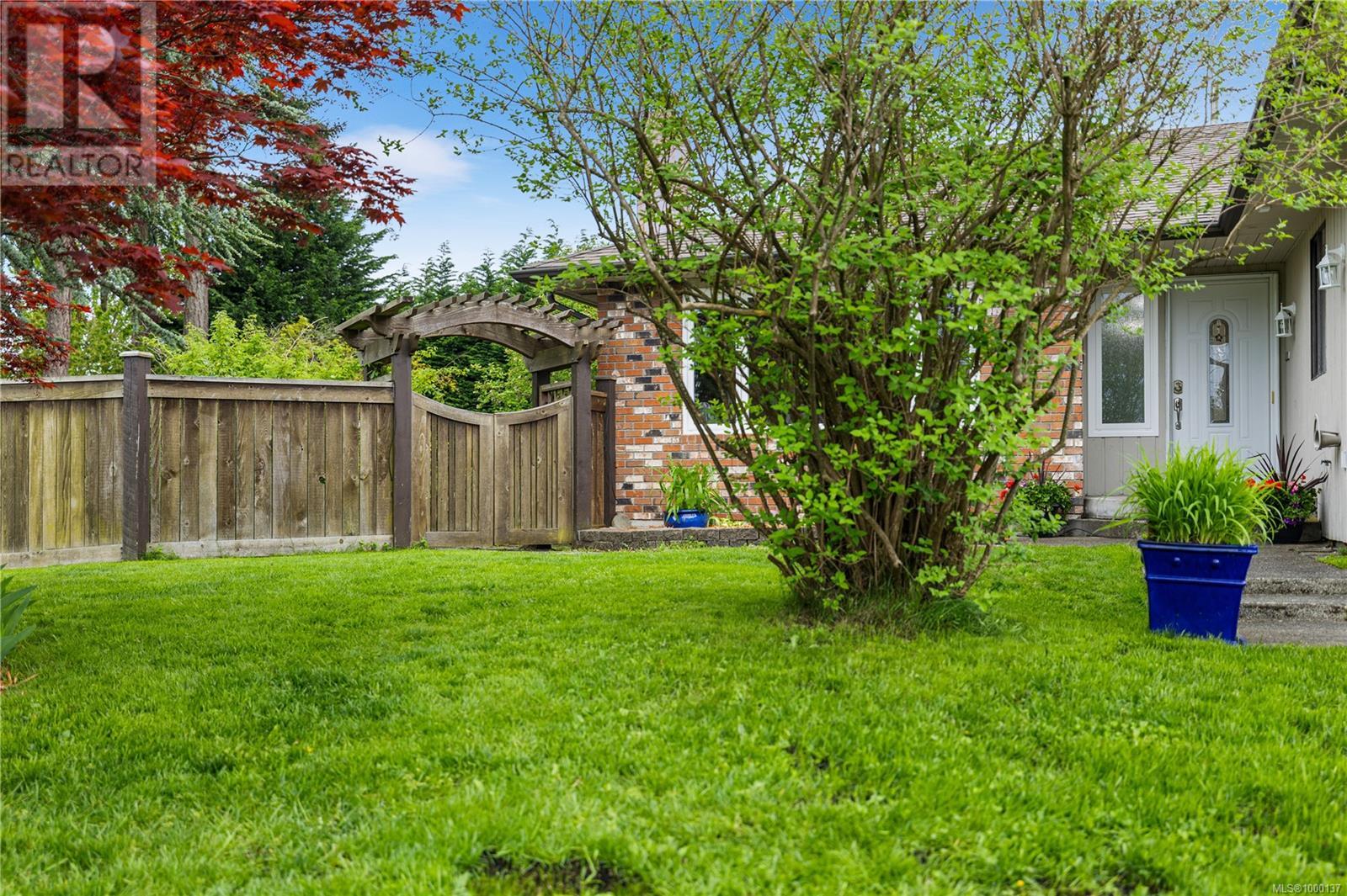 Property at 612 Cormorant Pl image 1