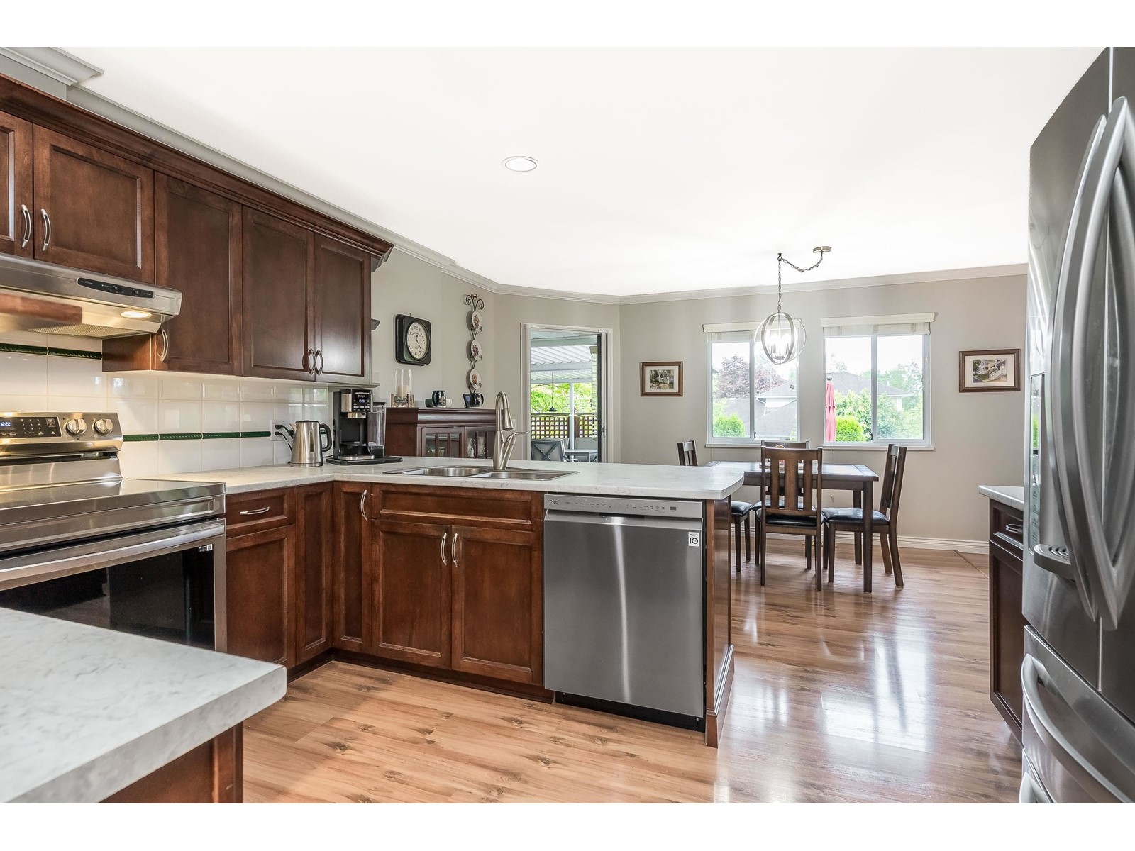15868 80a Avenue, Surrey, British Columbia  V4N 0S7 - Photo 12 - R3003154