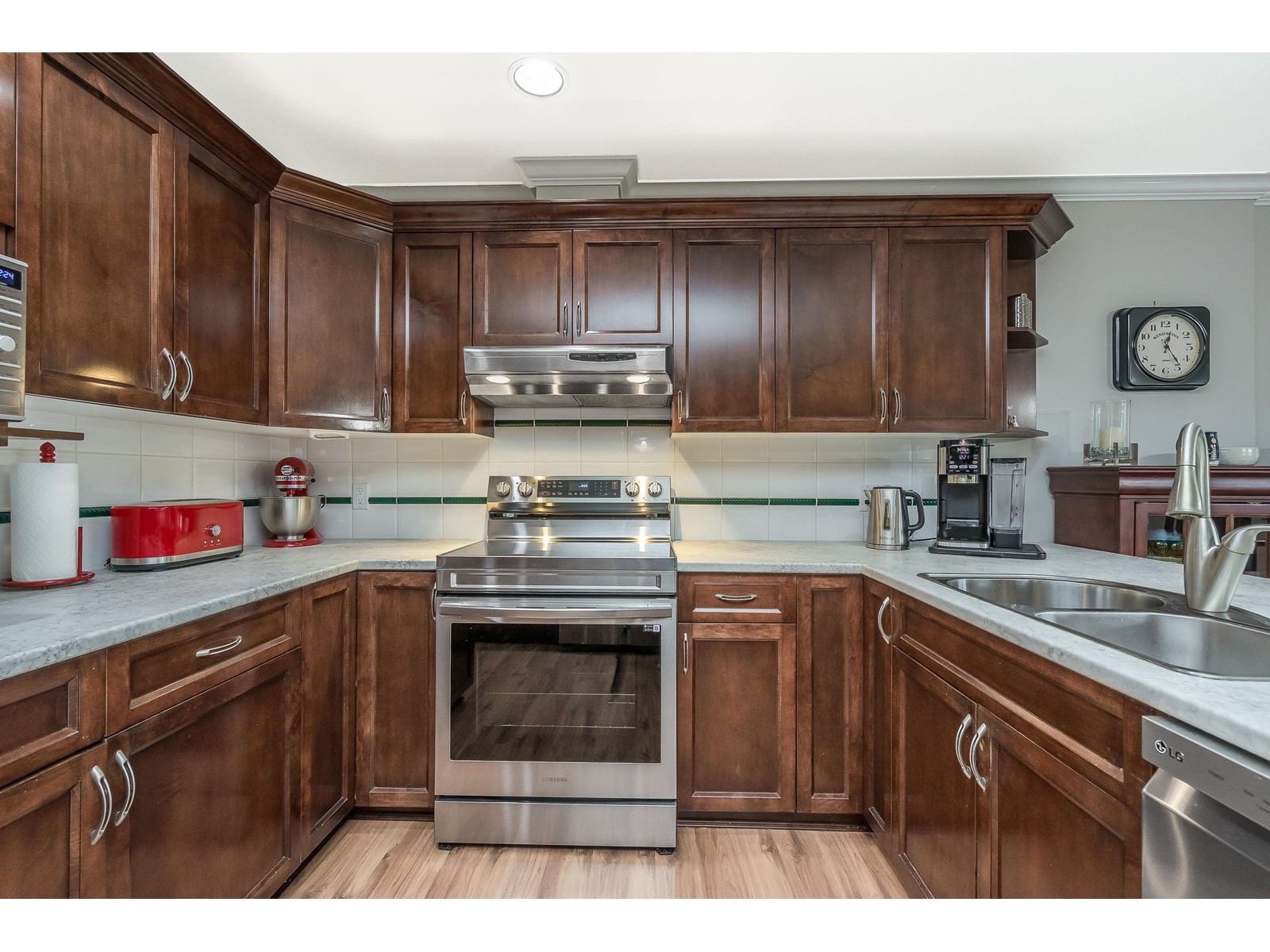 15868 80a Avenue, Surrey, British Columbia  V4N 0S7 - Photo 16 - R3003154