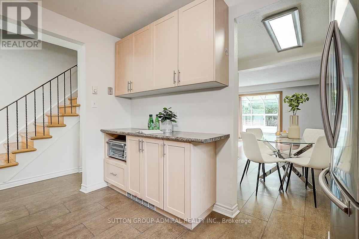 157 Angus Drive, Toronto, Ontario  M2J 2W9 - Photo 17 - C12152615