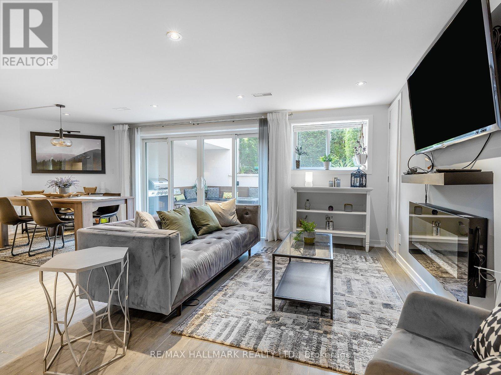 16 Tadcaster Place, Toronto, Ontario  M3B 1G7 - Photo 33 - C12152619