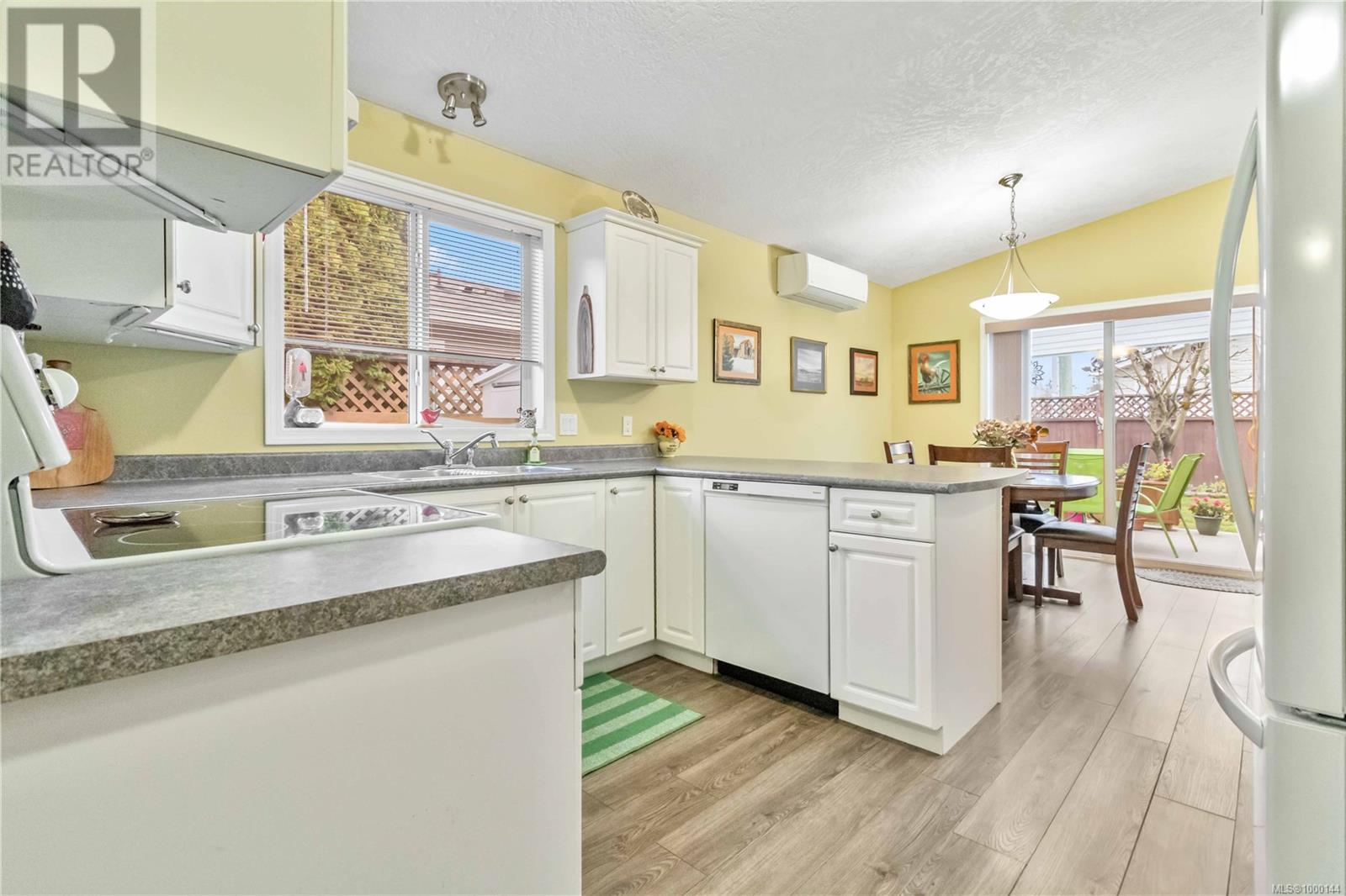 69 7570 Tetayut Rd, Central Saanich, British Columbia  V8M 2H4 - Photo 15 - 1000144