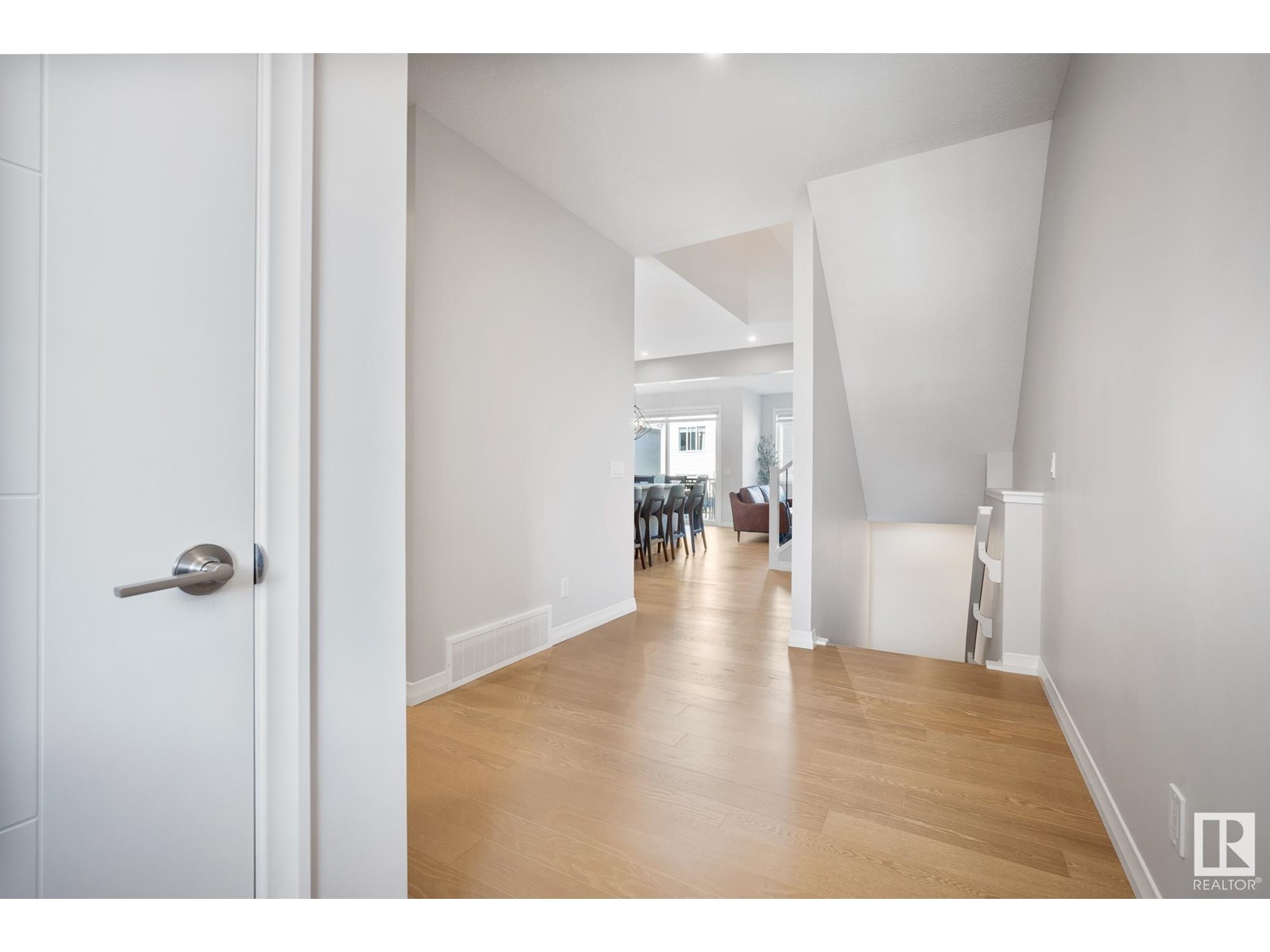4832 Kinney Rd Sw, Edmonton, Alberta  T6W 5G2 - Photo 8 - E4436764
