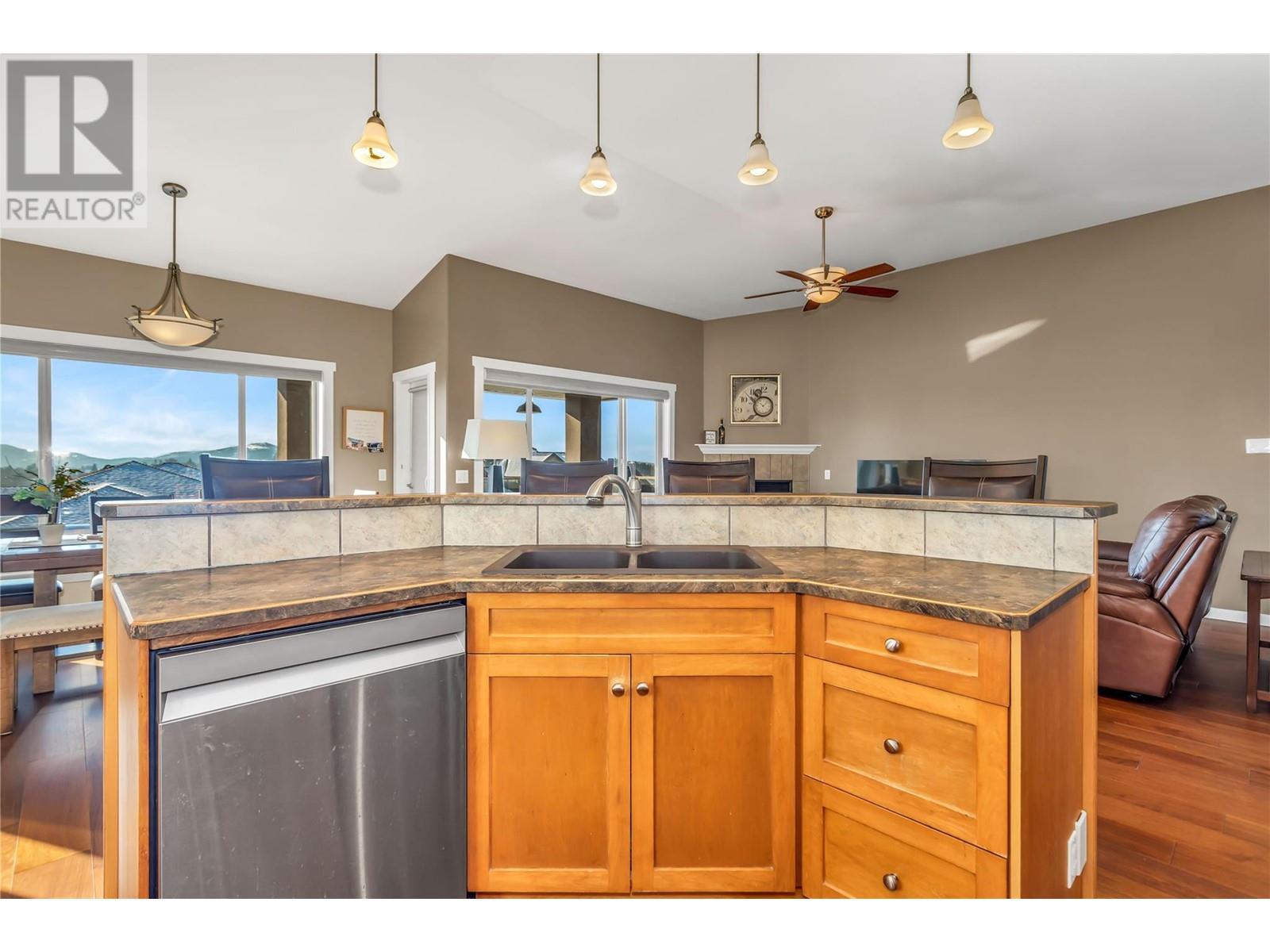 2568 Lake Breeze Court, Lake Country, British Columbia  V4V 2M8 - Photo 10 - 10335385