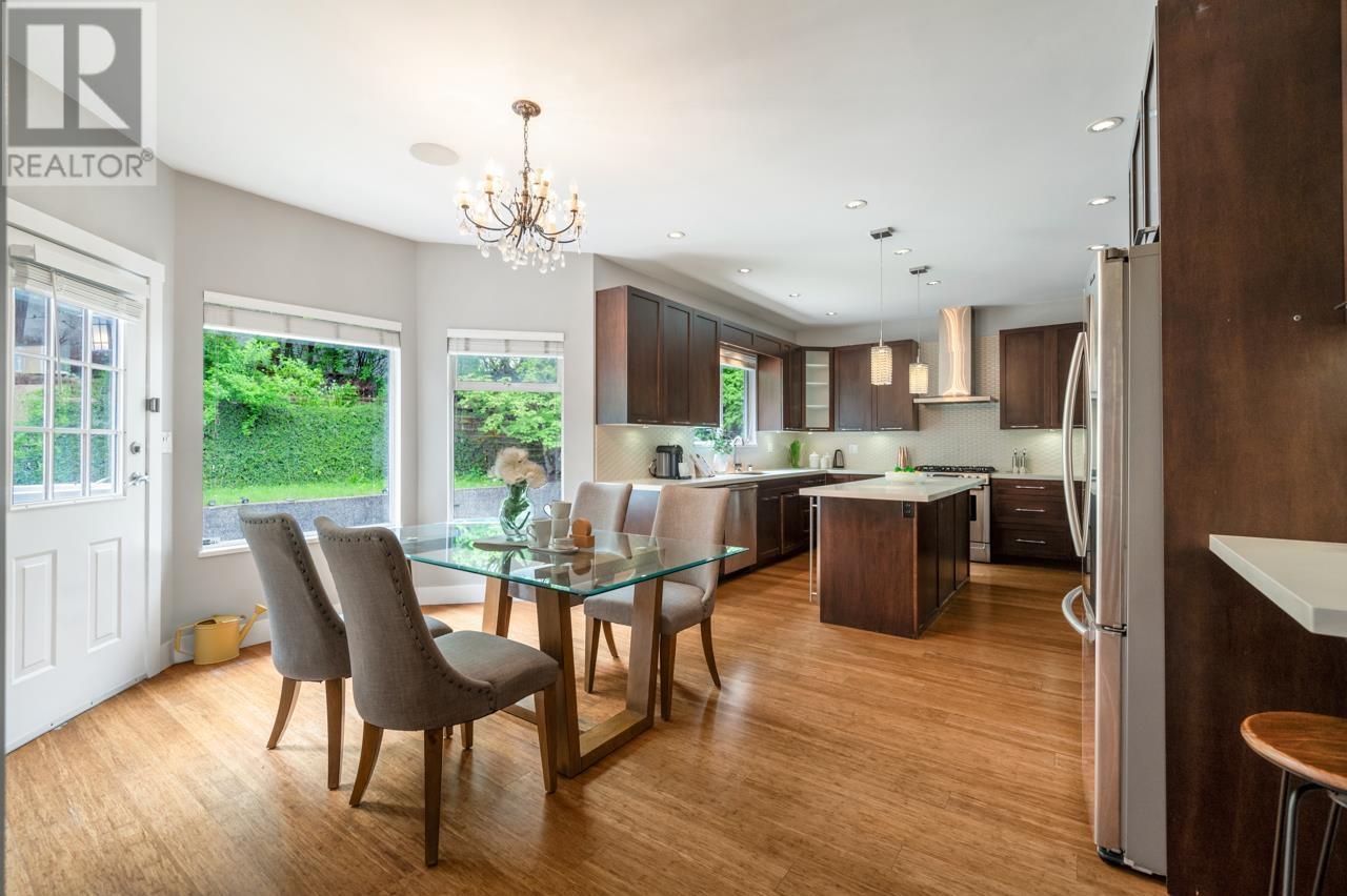 9116 Briar Road, Burnaby, British Columbia  V3N 4W8 - Photo 9 - R3003192
