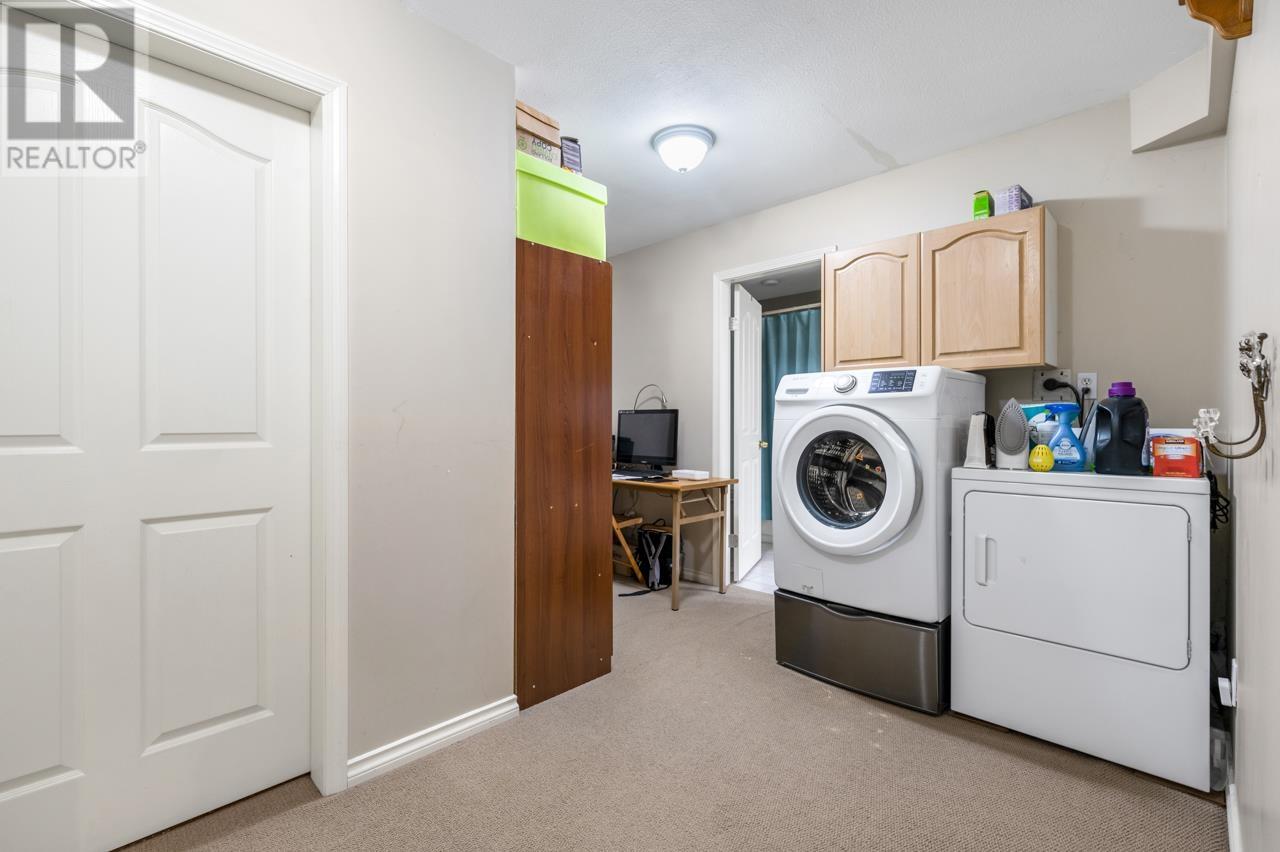 9116 Briar Road, Burnaby, British Columbia  V3N 4W8 - Photo 30 - R3003192