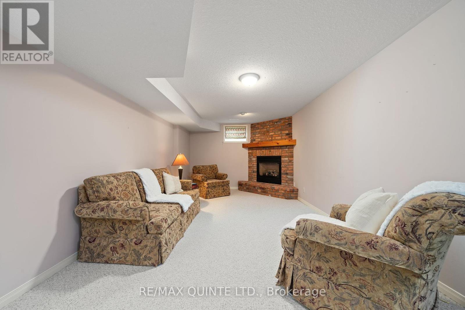 6 Pinegrove Court, Belleville, Ontario  K8N 5X9 - Photo 30 - X12152628