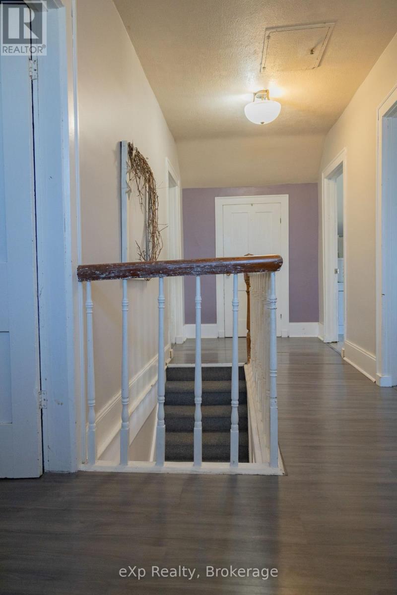 120 3rd Avenue Sw, Arran-Elderslie, Ontario N0G 1L0 - Photo 31 - X12079947