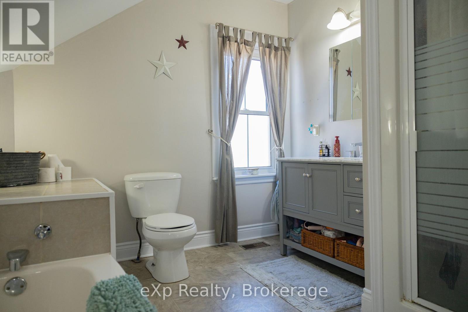 120 3rd Avenue Sw, Arran-Elderslie, Ontario N0G 1L0 - Photo 34 - X12079947