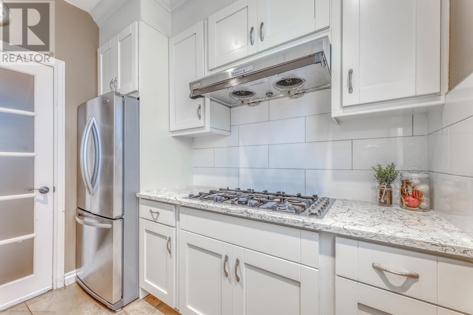62 Hett Creek Drive, Port Moody, British Columbia  V3H 5B5 - Photo 8 - R2999196