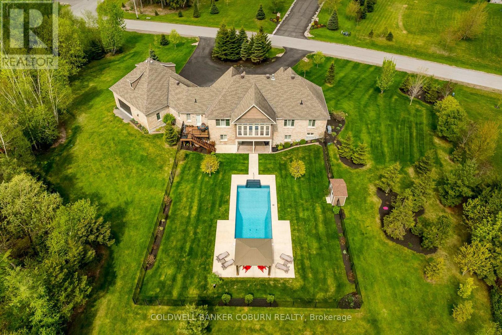 Property at 155 WEST LAKE CIRCLE image 4