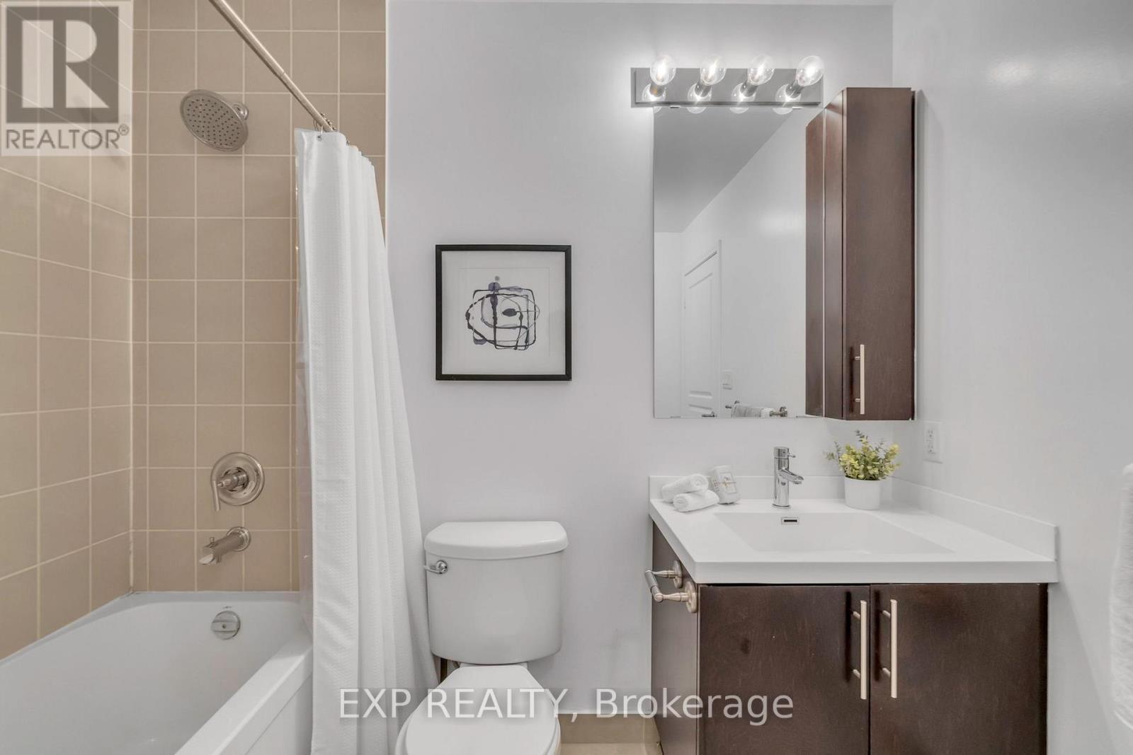 2021 - 352 Front Street W, Toronto, Ontario  M5V 0K3 - Photo 18 - C12152638