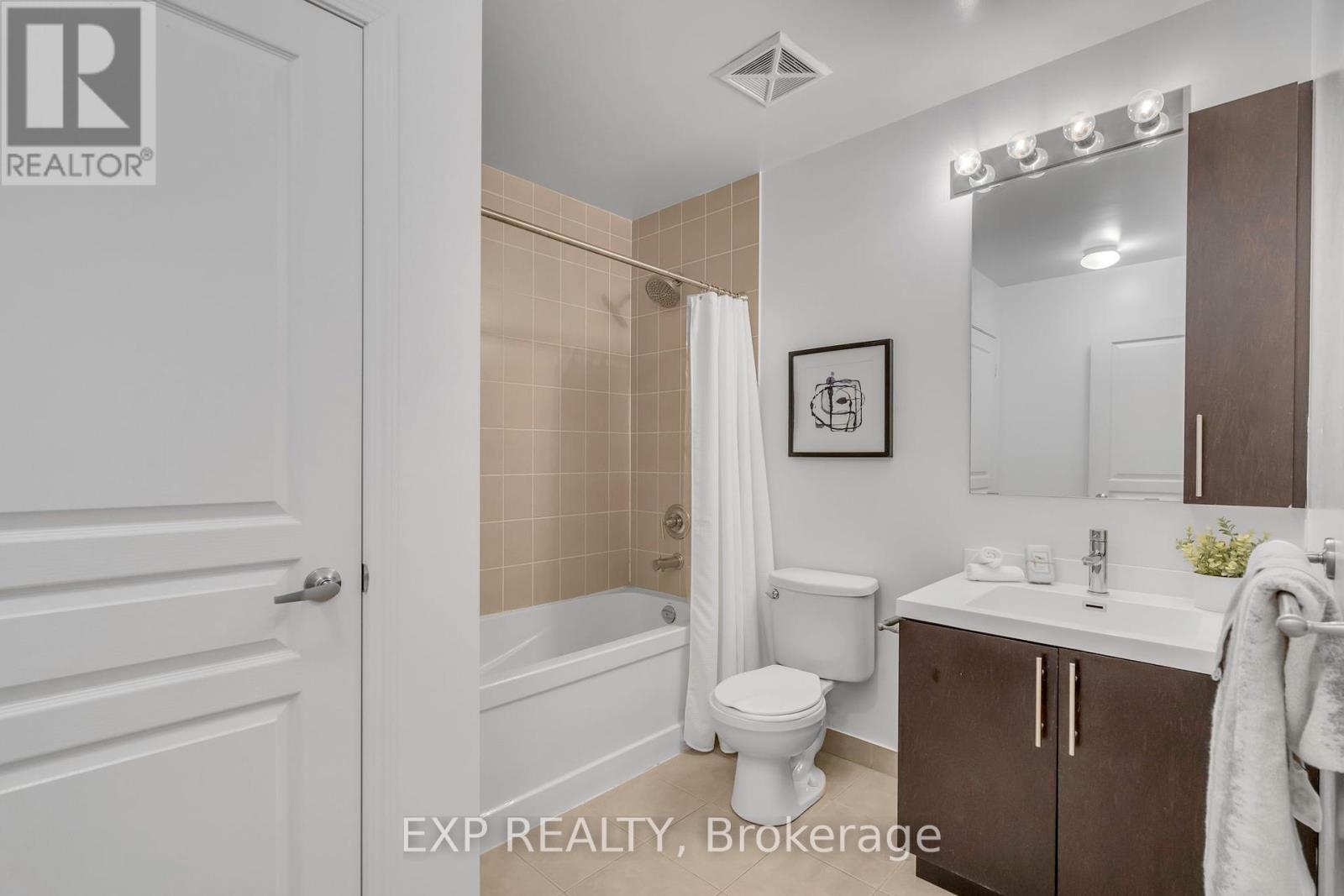 2021 - 352 Front Street W, Toronto, Ontario  M5V 0K3 - Photo 19 - C12152638