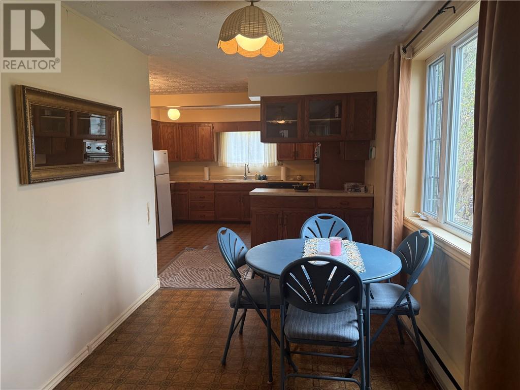 251 Woodward Avenue, Blind River, Ontario  P0R 1B0 - Photo 12 - 2122186