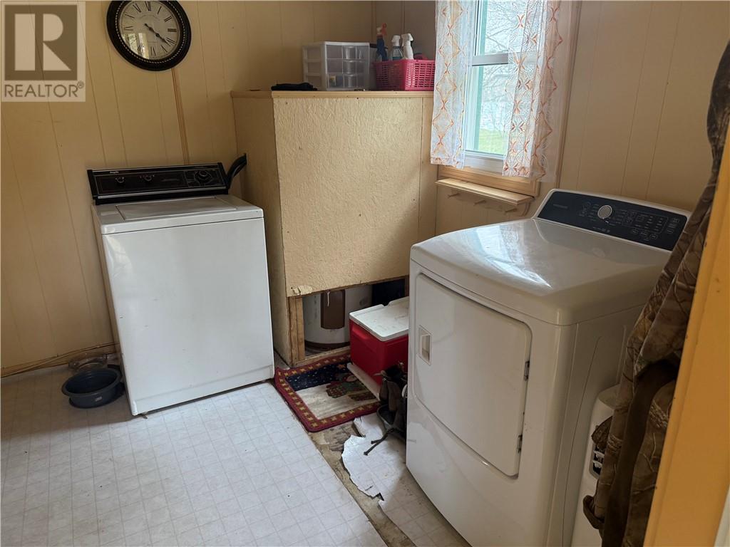 251 Woodward Avenue, Blind River, Ontario  P0R 1B0 - Photo 25 - 2122186