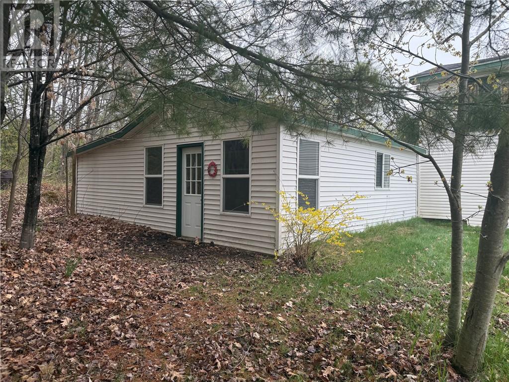 251 Woodward Avenue, Blind River, Ontario  P0R 1B0 - Photo 28 - 2122186