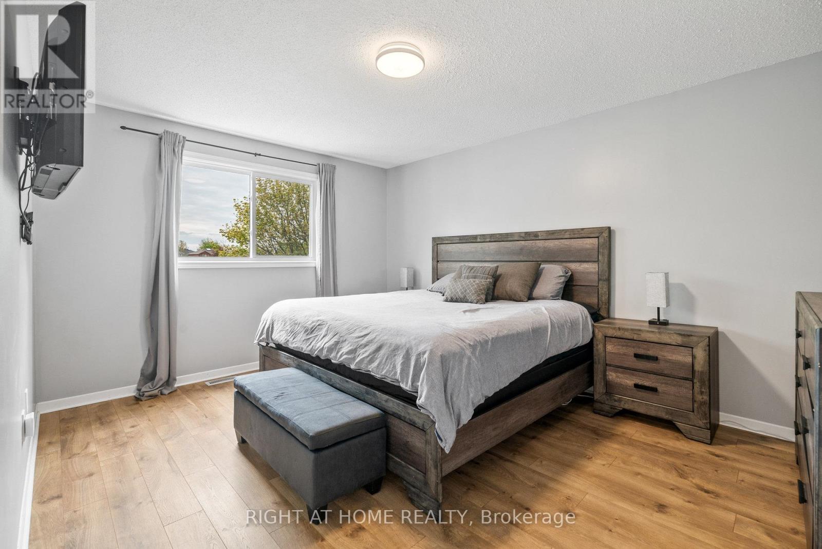63 Elizabeth Street, Barrie, Ontario  L4N 6M4 - Photo 32 - S12152648