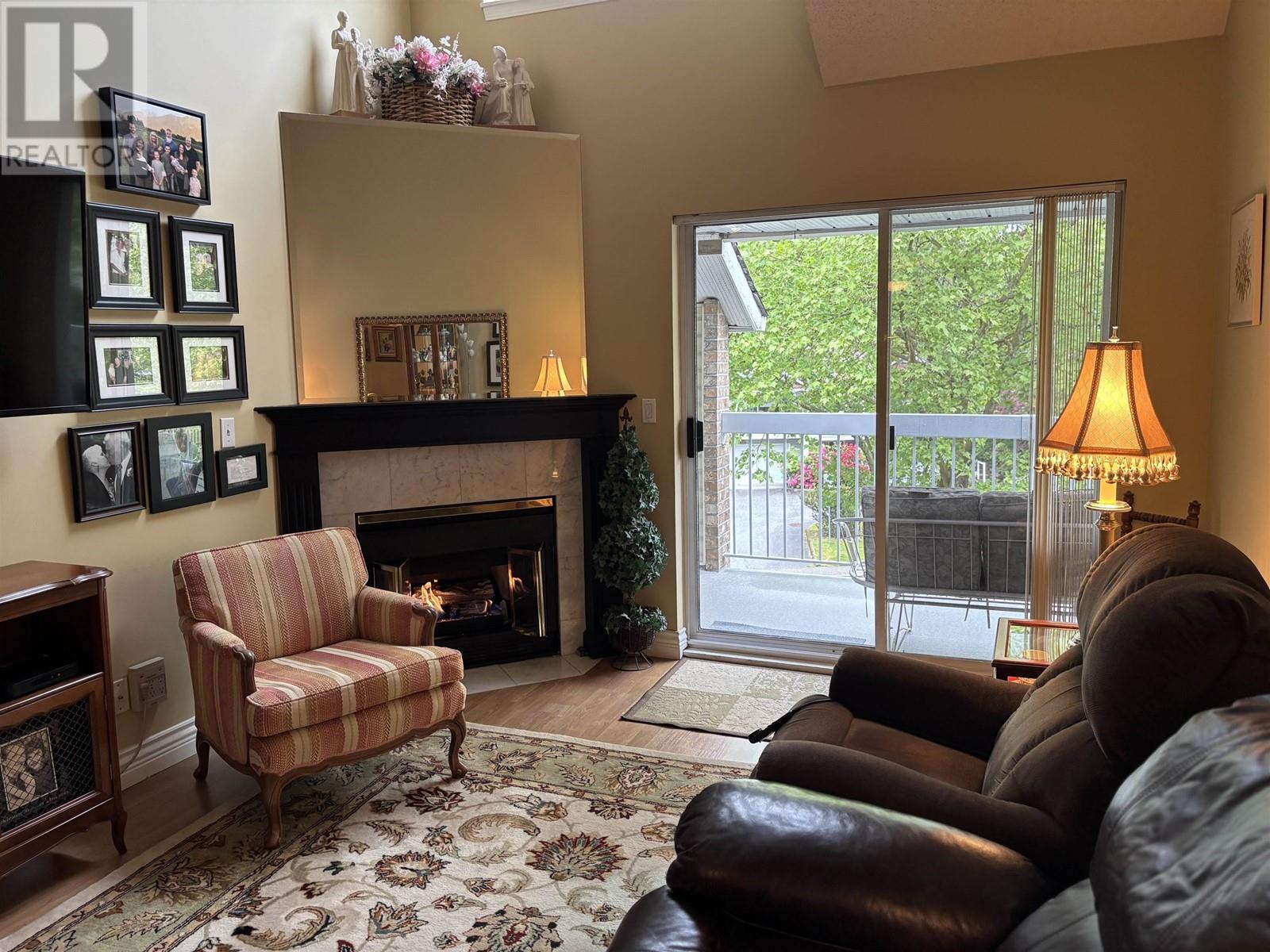 320 22514 116 Avenue, Maple Ridge, British Columbia  V2X 0N8 - Photo 5 - R3003327