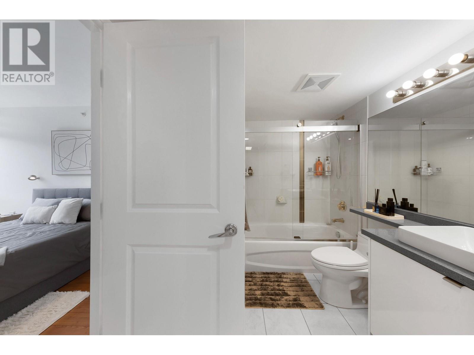 215 3663 Crowley Drive, Vancouver, British Columbia  V5R 6H4 - Photo 20 - R3003183