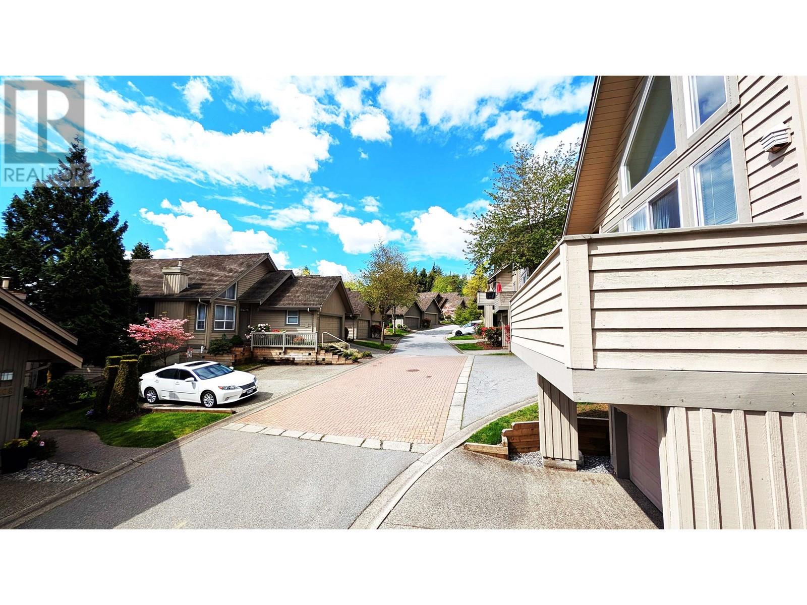 209 1465 Parkway Boulevard, Coquitlam, British Columbia  V3E 3E6 - Photo 4 - R3003454