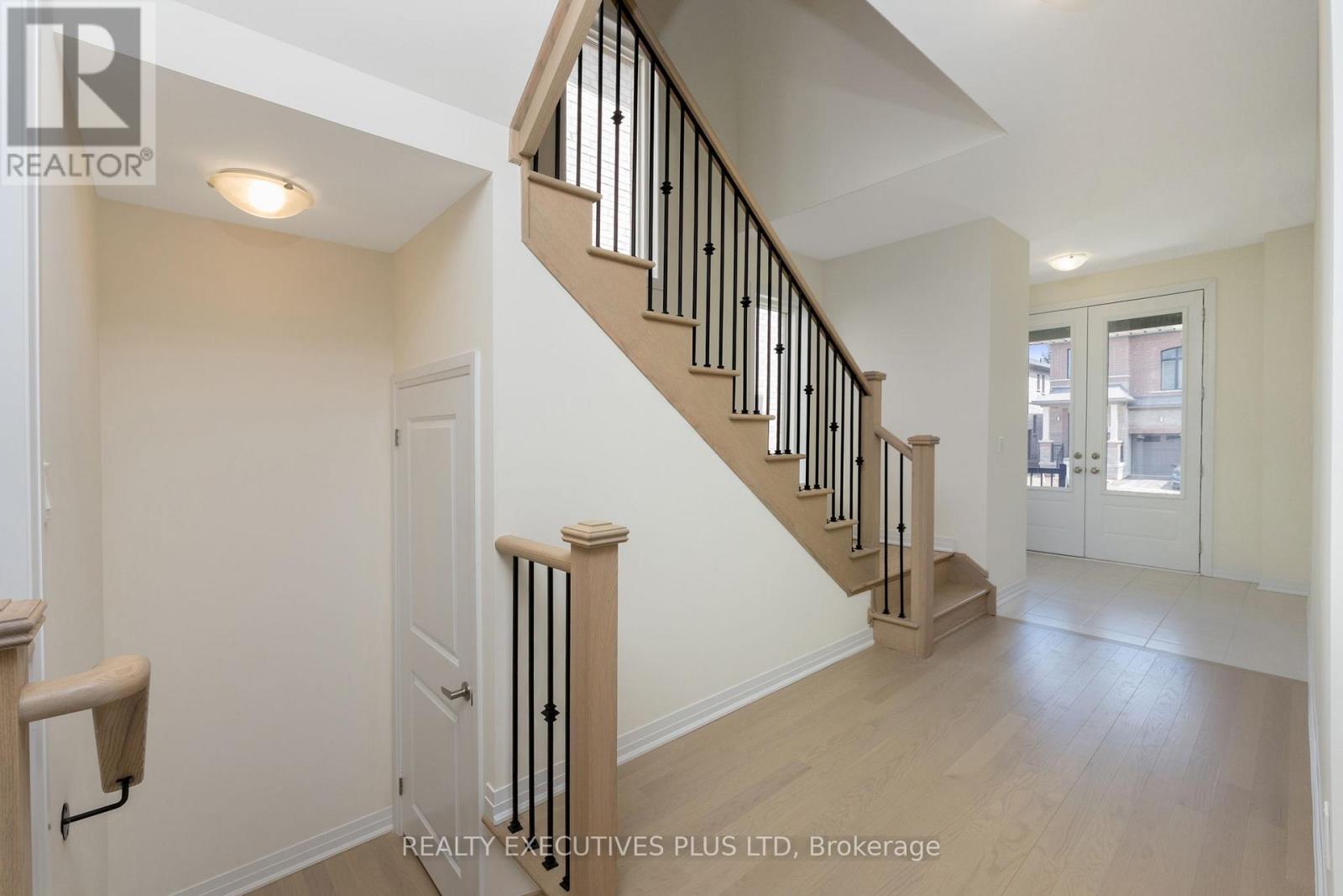 24 Tyler Avenue, Erin, Ontario  N0B 1T0 - Photo 14 - X12152659