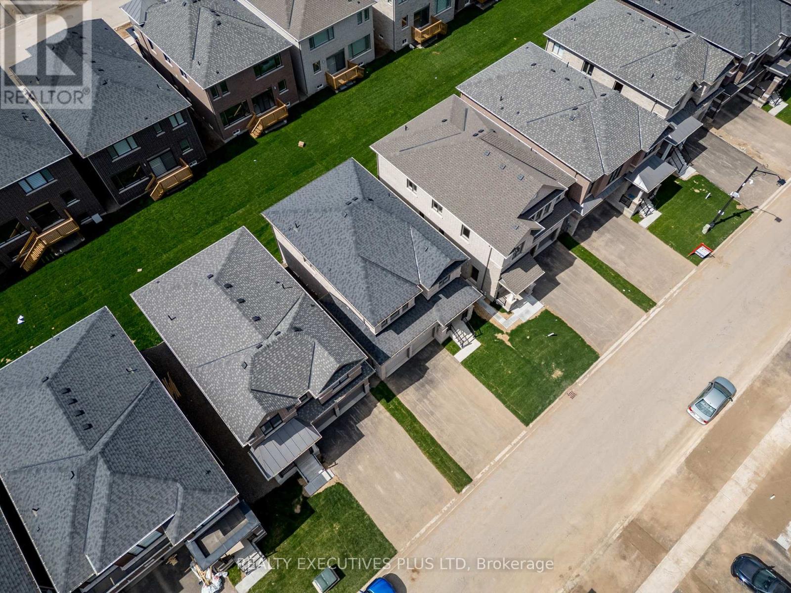 24 Tyler Avenue, Erin, Ontario  N0B 1T0 - Photo 4 - X12152659