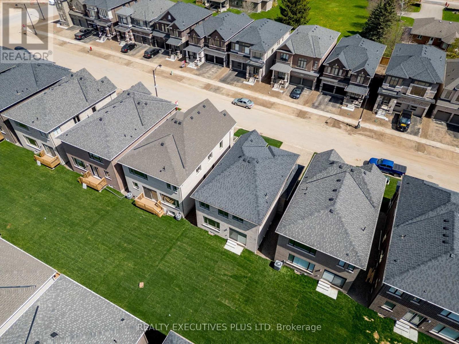 24 Tyler Avenue, Erin, Ontario  N0B 1T0 - Photo 5 - X12152659