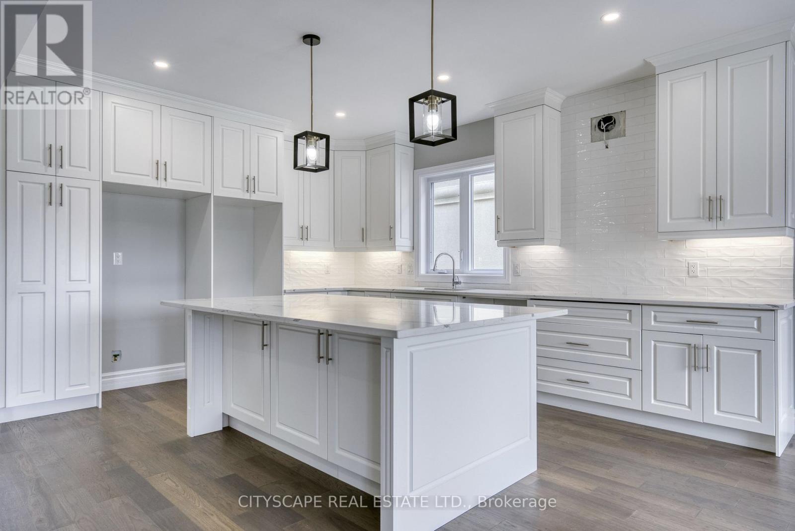351 Benson Court, Amherstburg, Ontario  N9V 0G7 - Photo 10 - X12152665