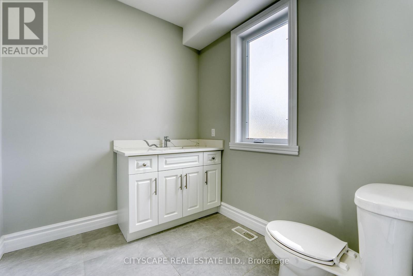 351 Benson Court, Amherstburg, Ontario  N9V 0G7 - Photo 17 - X12152665