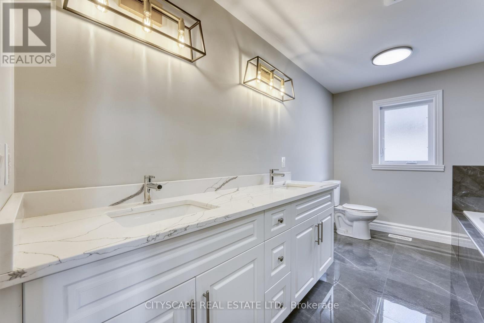 351 Benson Court, Amherstburg, Ontario  N9V 0G7 - Photo 23 - X12152665