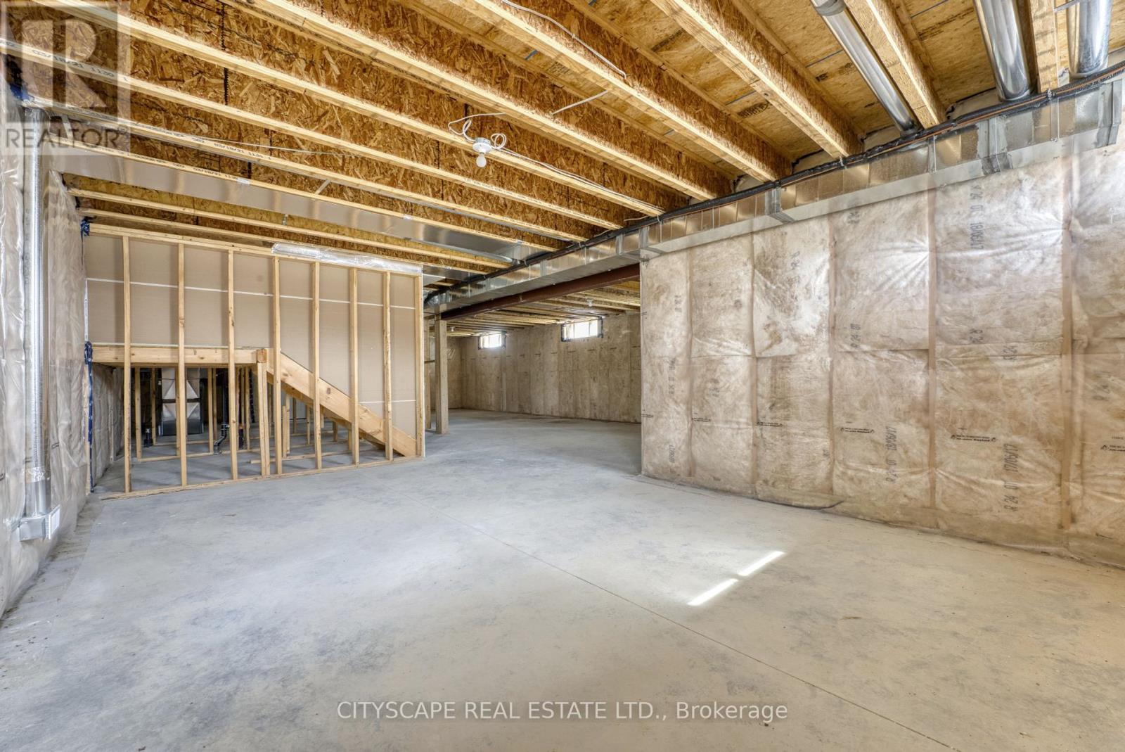 351 Benson Court, Amherstburg, Ontario  N9V 0G7 - Photo 37 - X12152665
