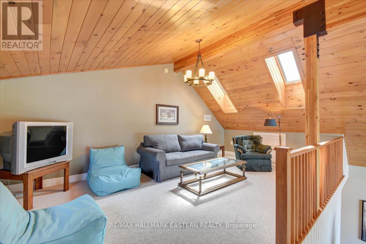 43 Lakeshore Boulevard, Selwyn, Ontario K0L 1T0 - Photo 21 - X12152677