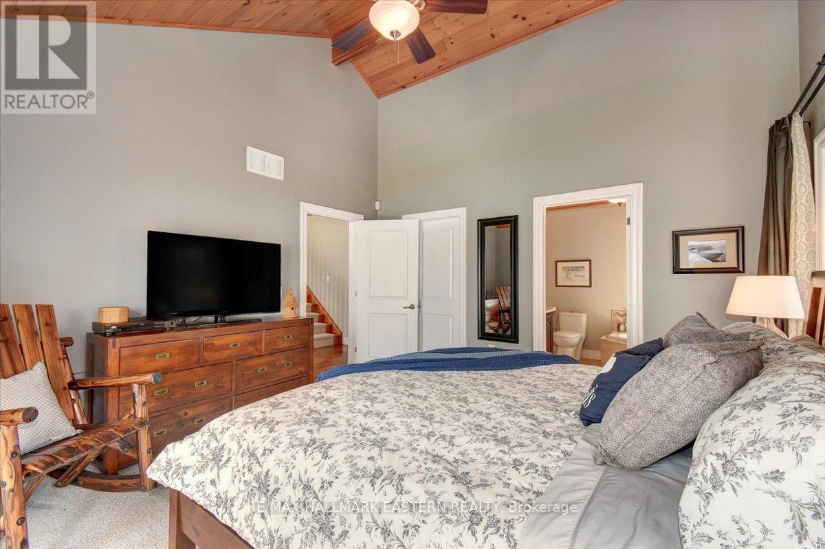 43 Lakeshore Boulevard, Selwyn, Ontario K0L 1T0 - Photo 25 - X12152677