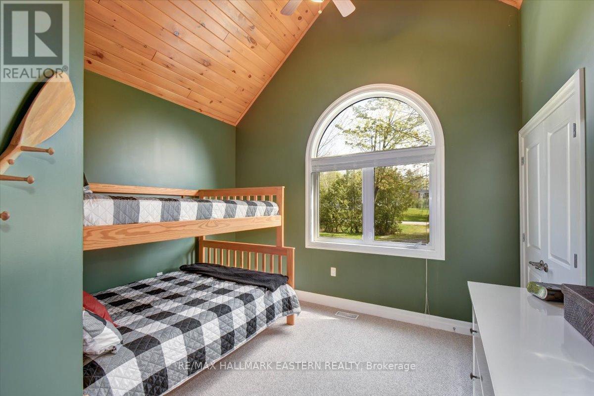 43 Lakeshore Boulevard, Selwyn, Ontario K0L 1T0 - Photo 28 - X12152677