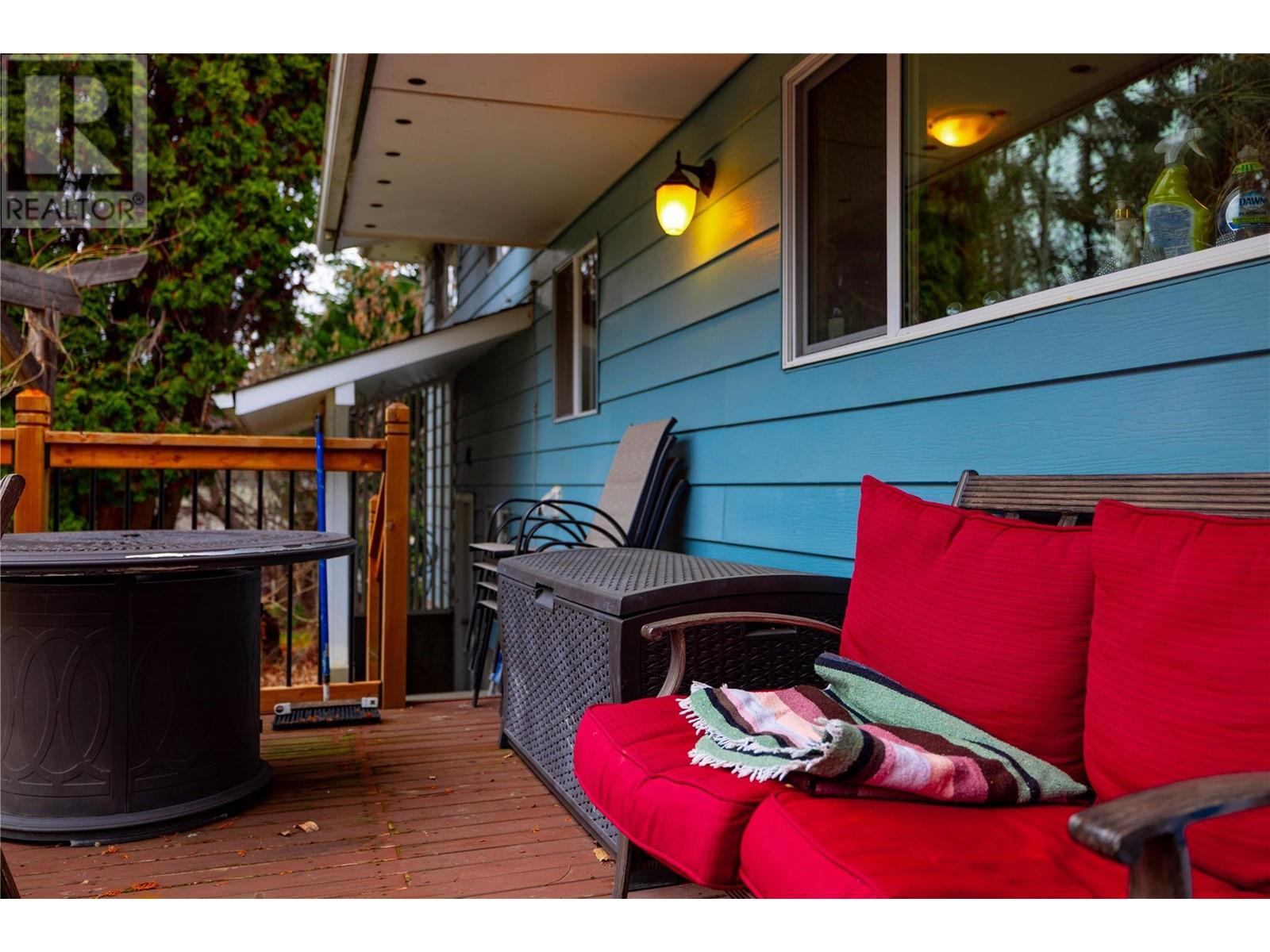 3330 Jackson Court, Kelowna, British Columbia  V1W 2T6 - Photo 32 - 10348218