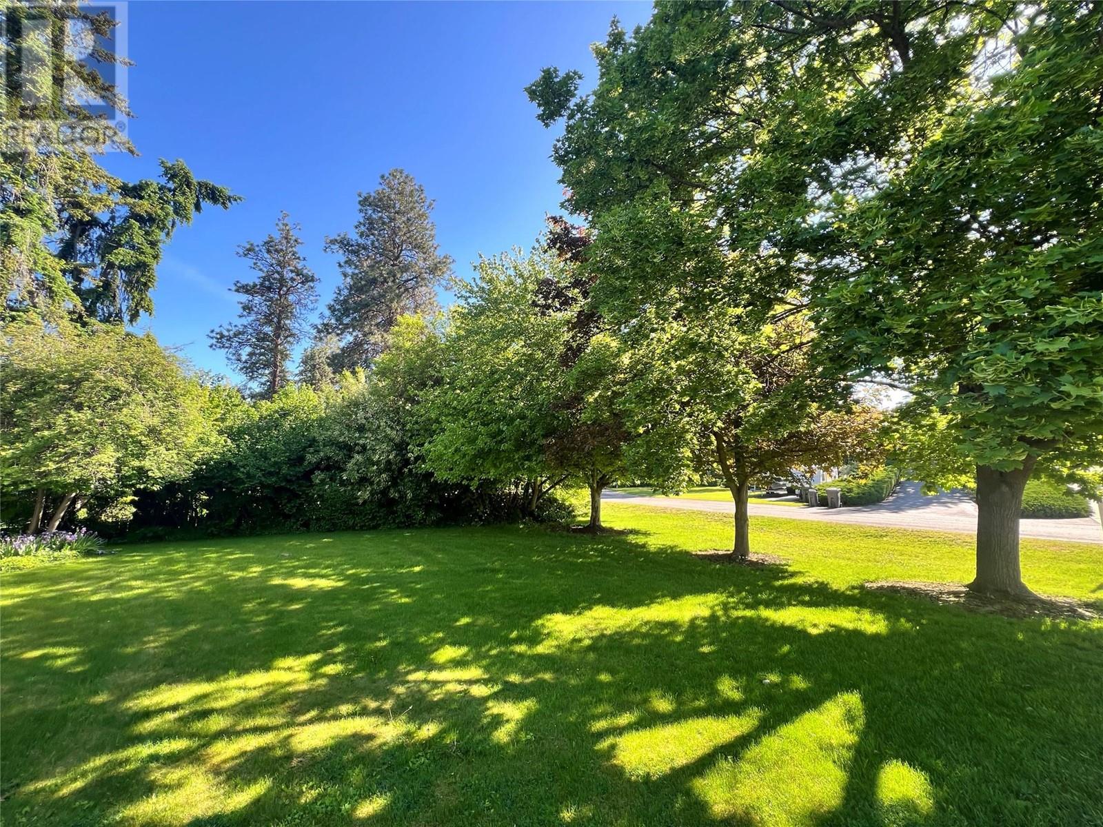 3330 Jackson Court, Kelowna, British Columbia  V1W 2T6 - Photo 42 - 10348218
