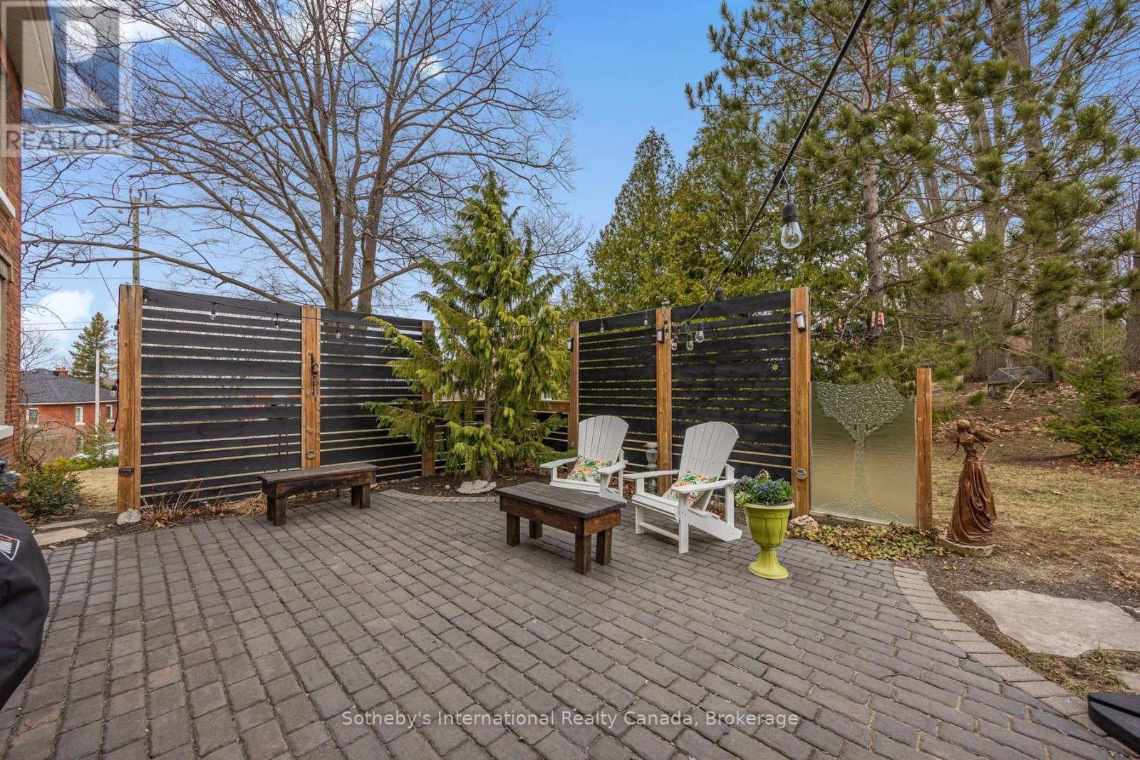 26 Robert Street E, Penetanguishene, Ontario  L9M 1K7 - Photo 20 - S12134452