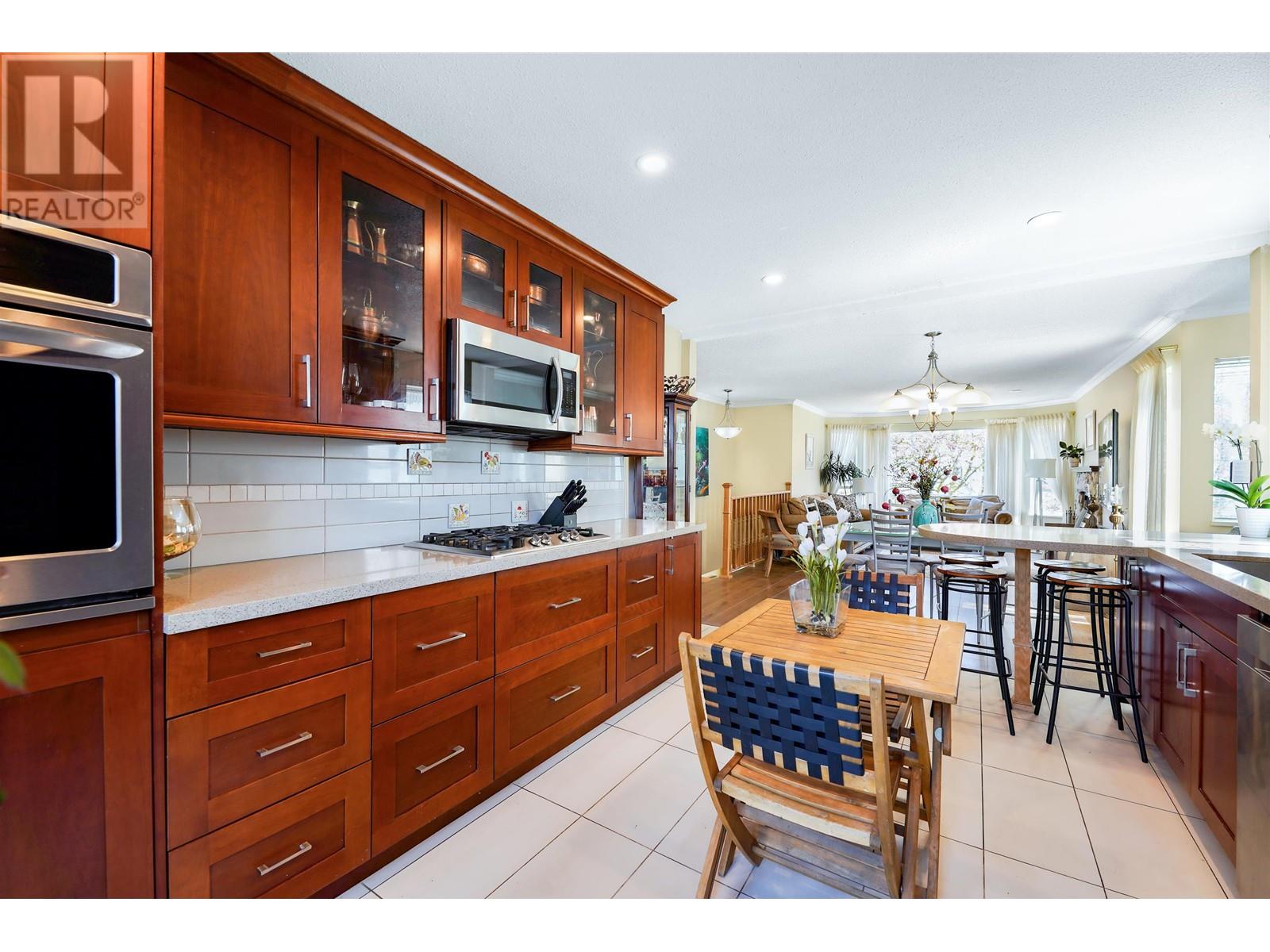 883 N Nairn Court, North Vancouver, British Columbia  V7H 2S4 - Photo 12 - R3003603