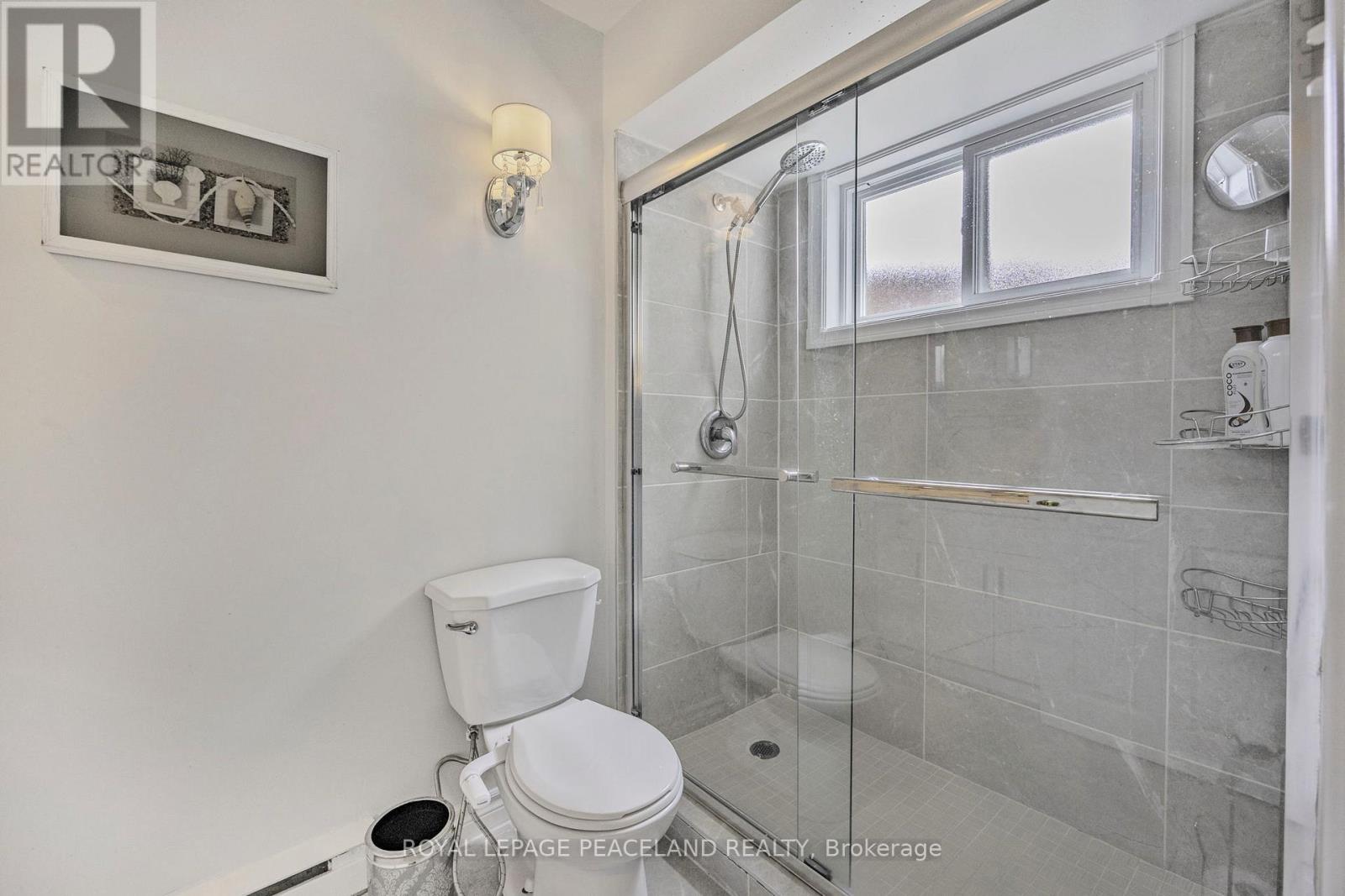 14 Simcoe Avenue, Oro-Medonte, Ontario  L0L 2E0 - Photo 15 - S12149422