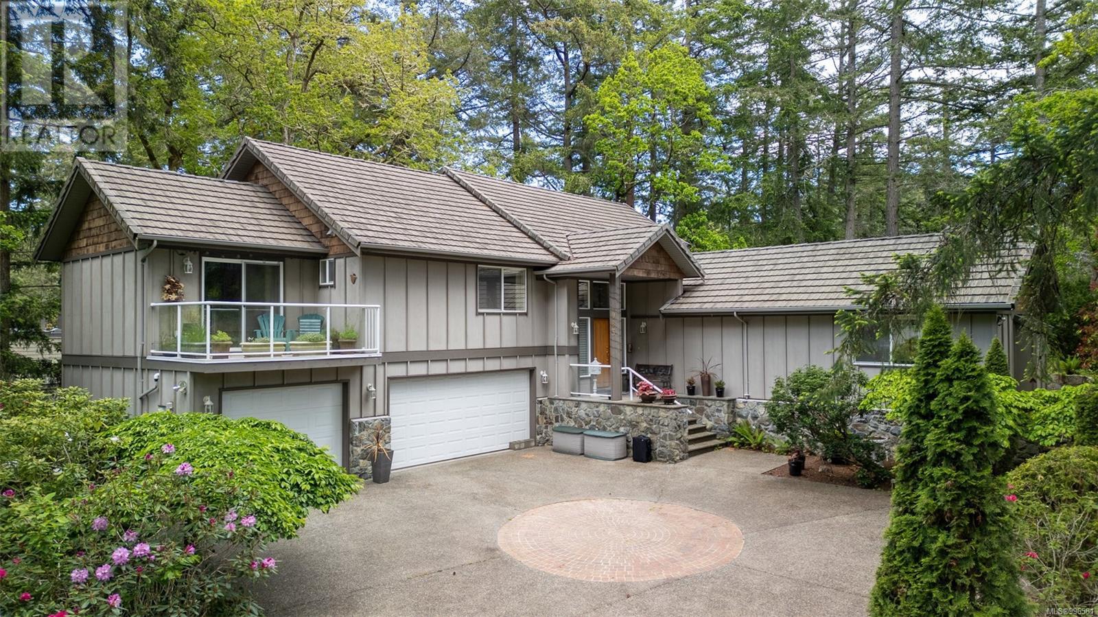 Property at 983 Carolwood Dr image 1