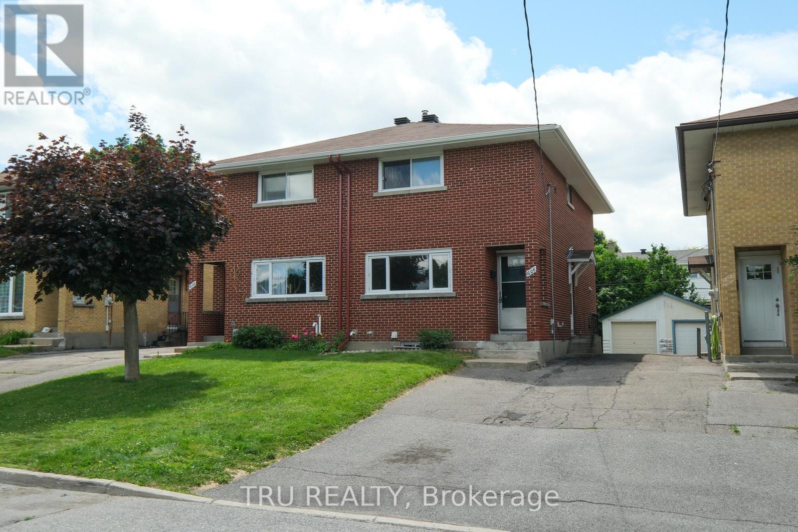 1006 Riddell Avenue S, Ottawa, Ontario  K2C 2J5 - Photo 1 - X12152683
