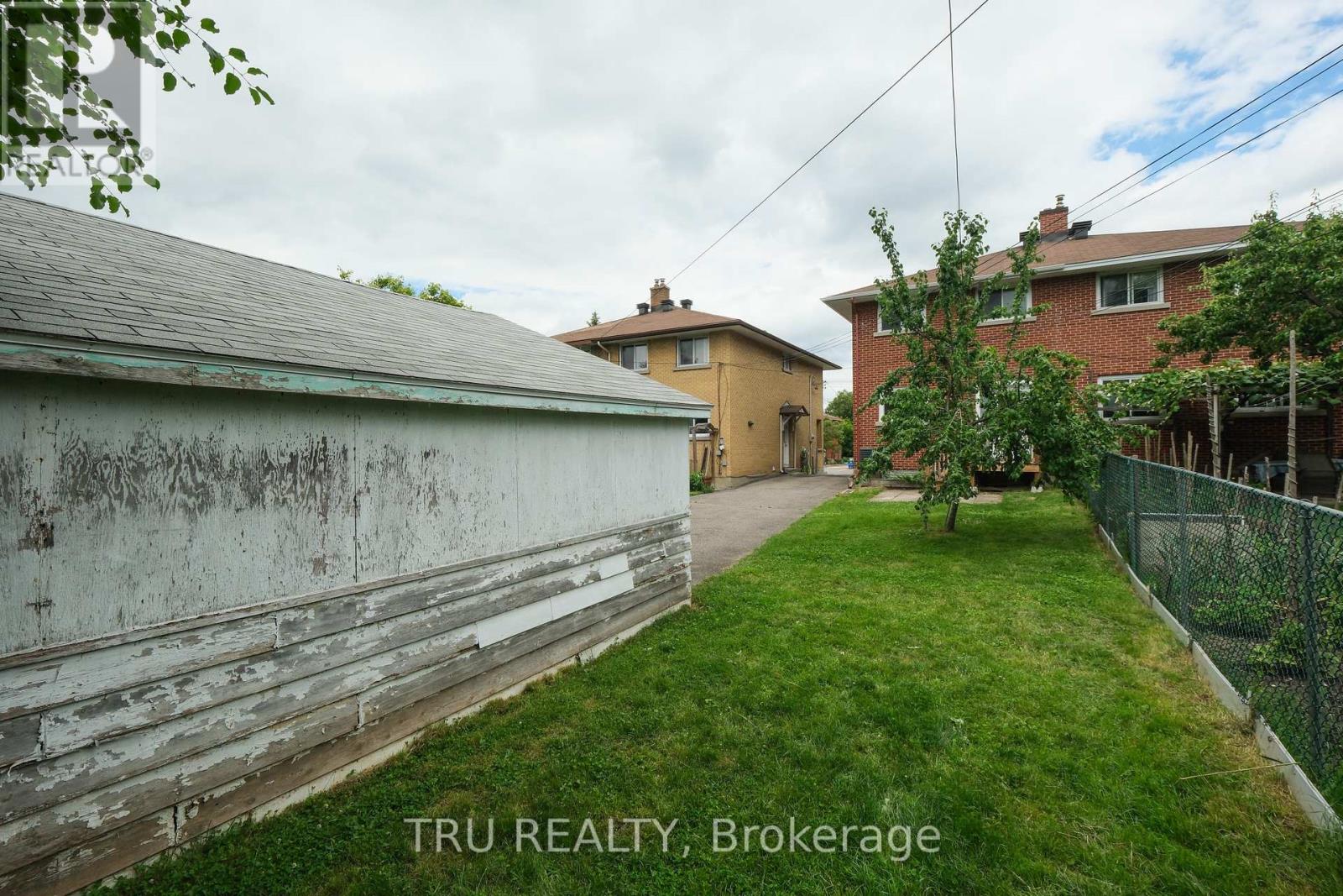 1006 Riddell Avenue S, Ottawa, Ontario  K2C 2J5 - Photo 23 - X12152683