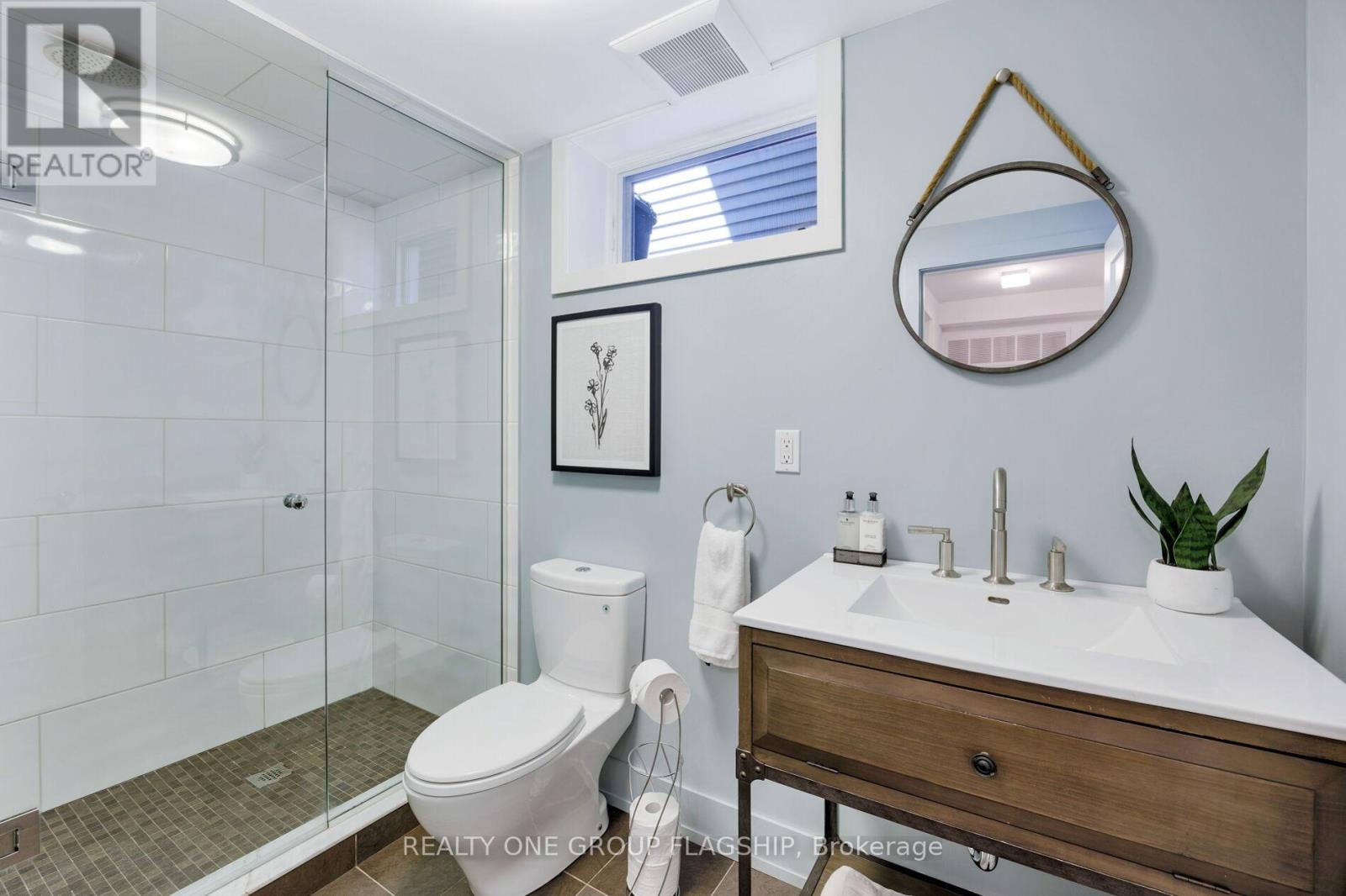 69 Victoria Park Avenue, Toronto, Ontario  M4E 3S2 - Photo 49 - E12152685