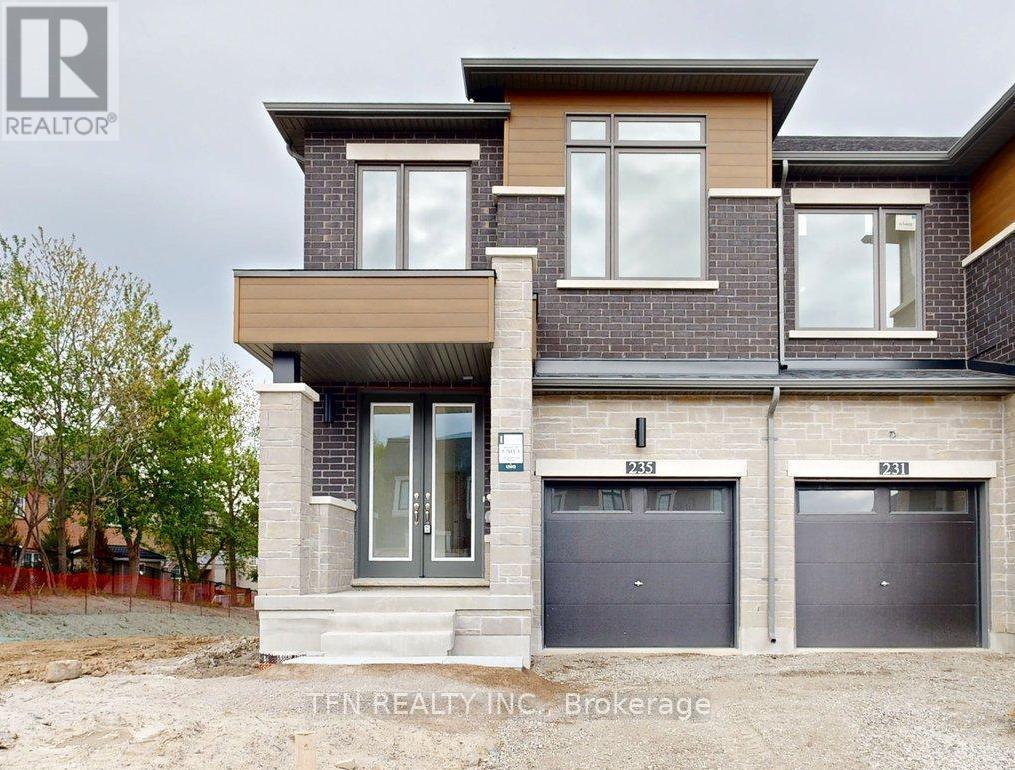 235 GRAND TRUNK AVENUE, Vaughan, Ontario