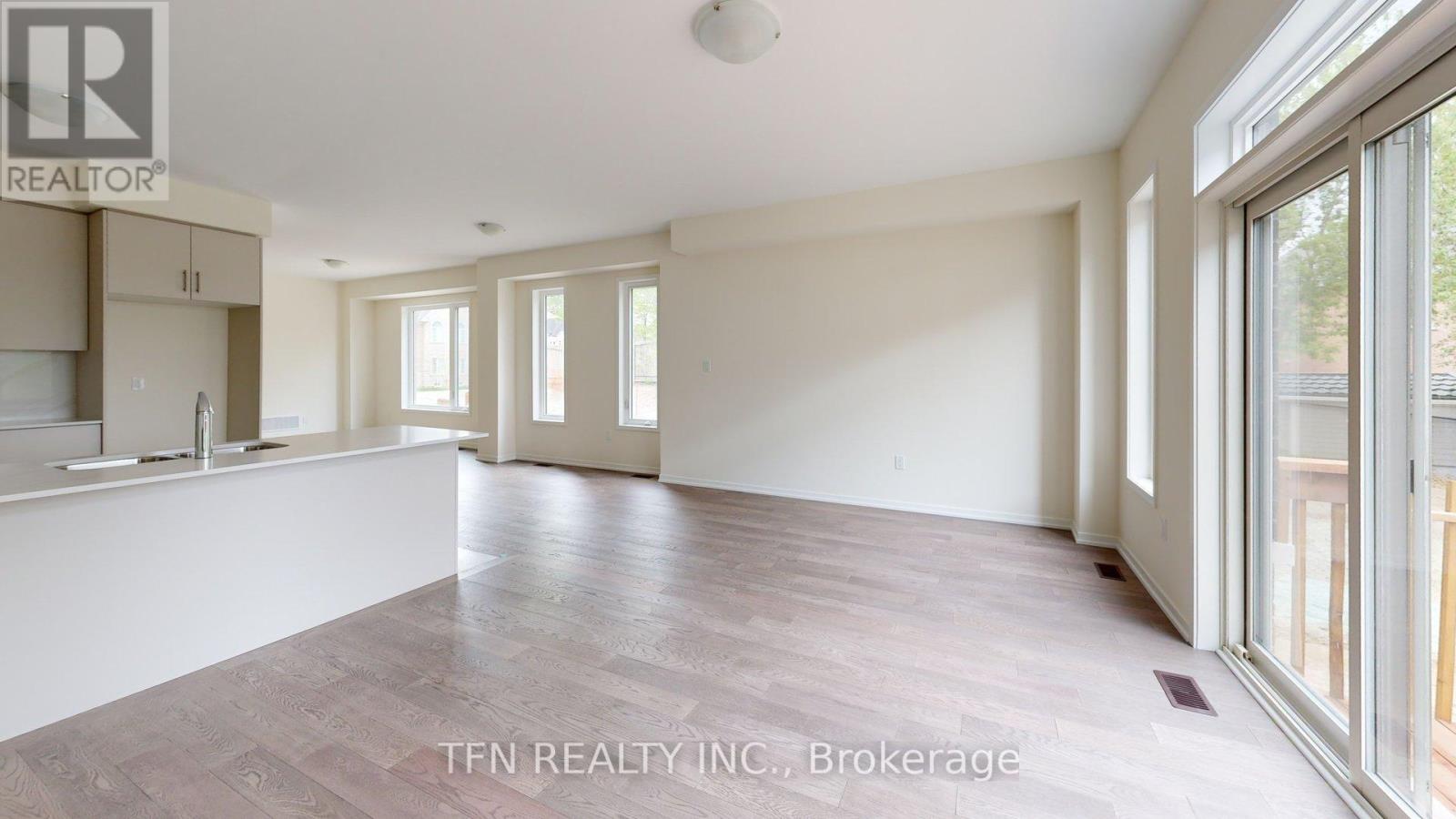 235 Grand Trunk Avenue, Vaughan (Patterson), Ontario  L6A 5E5 - Photo 26 - N12152692