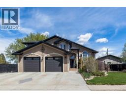 306 2 Avenue E, Oyen, Ca